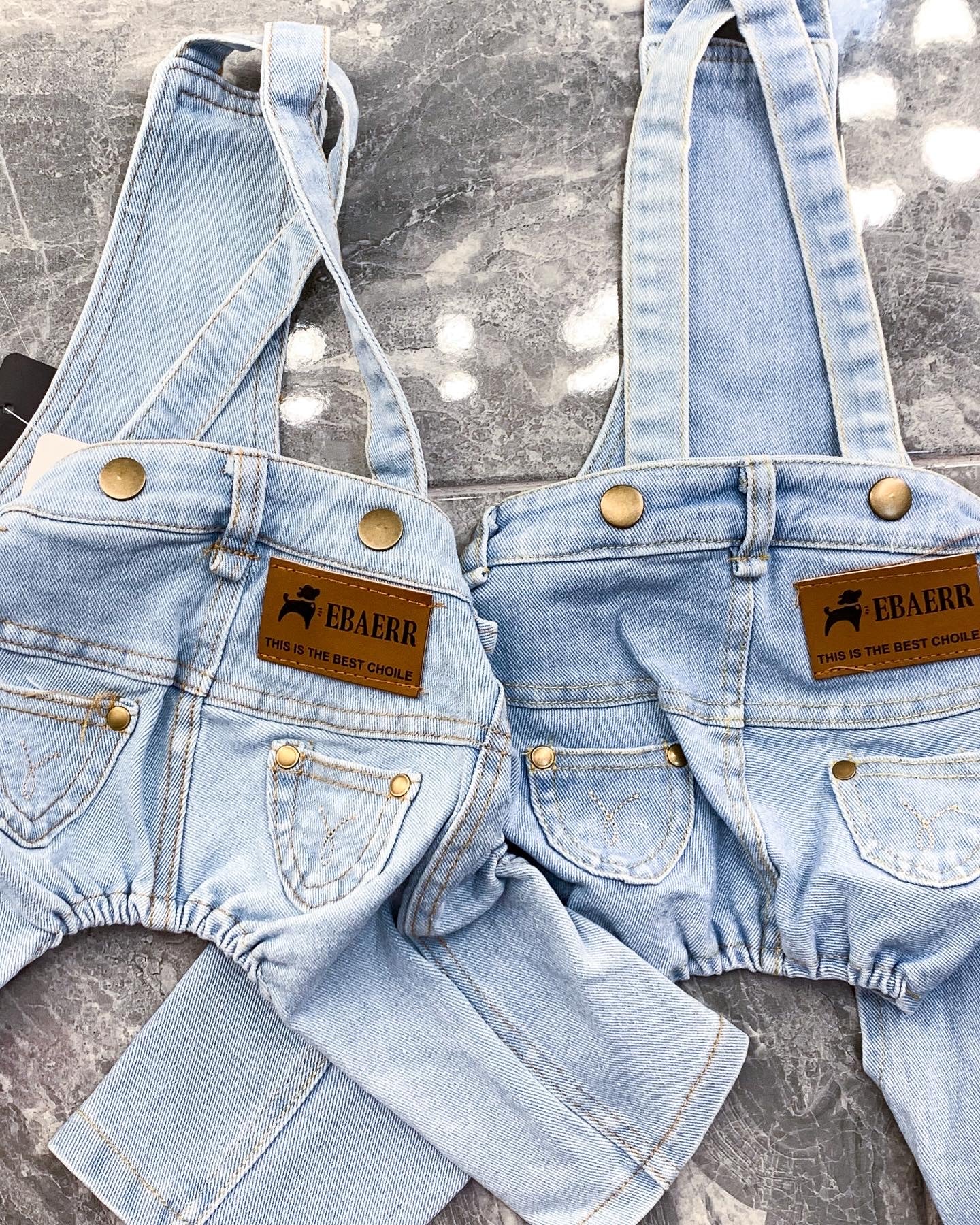 Stylish jeans for your pet 🐾