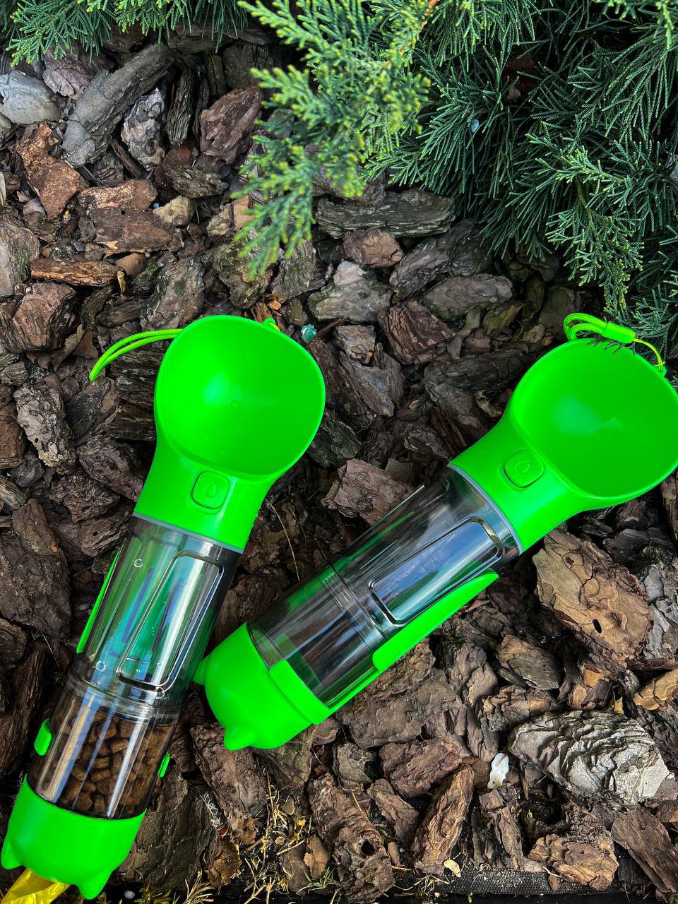 Portable drinker-feeder for walks and travels + free delivery 🎁