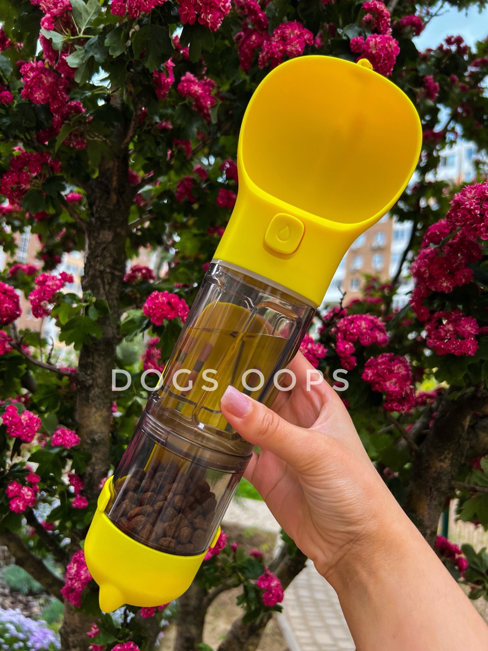 Portable drinker-feeder for walks and travels + free delivery 🎁