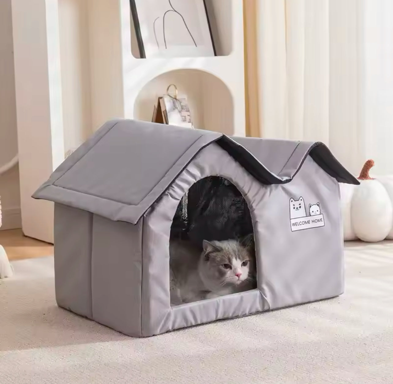 Cooling house for dogs and cats