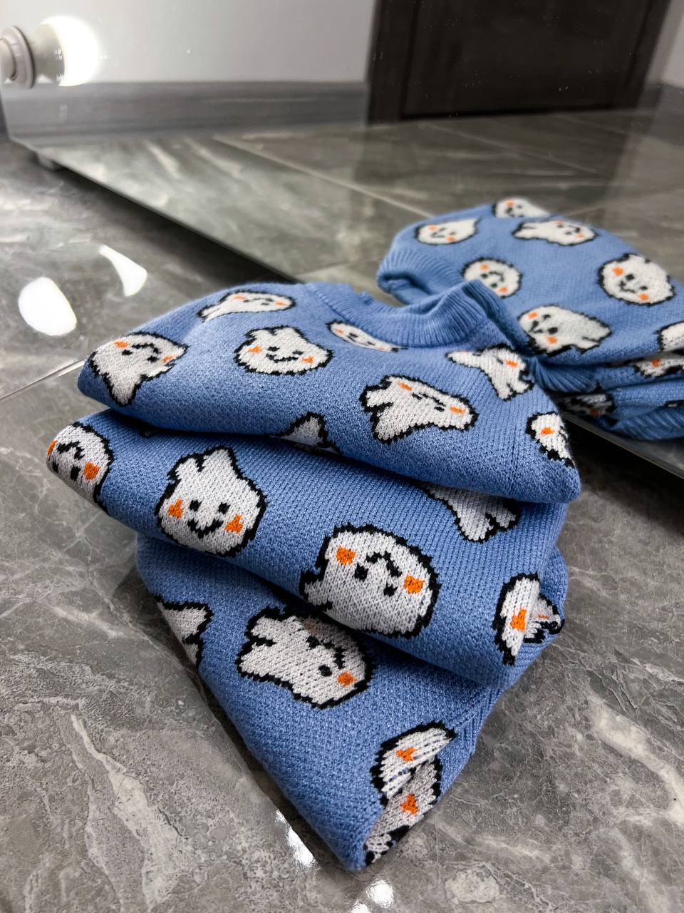 Sweater with bunnies