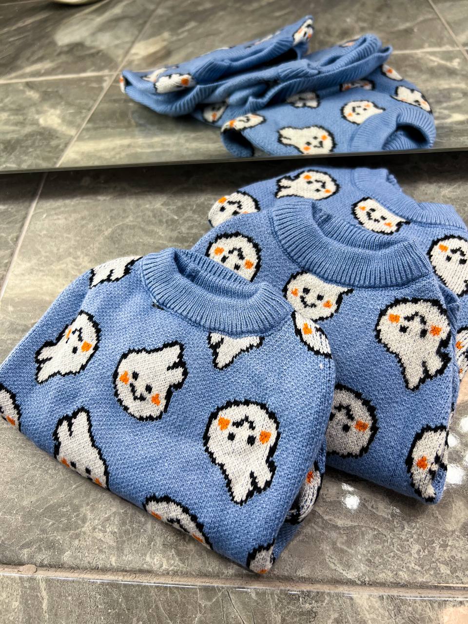 Sweater with bunnies