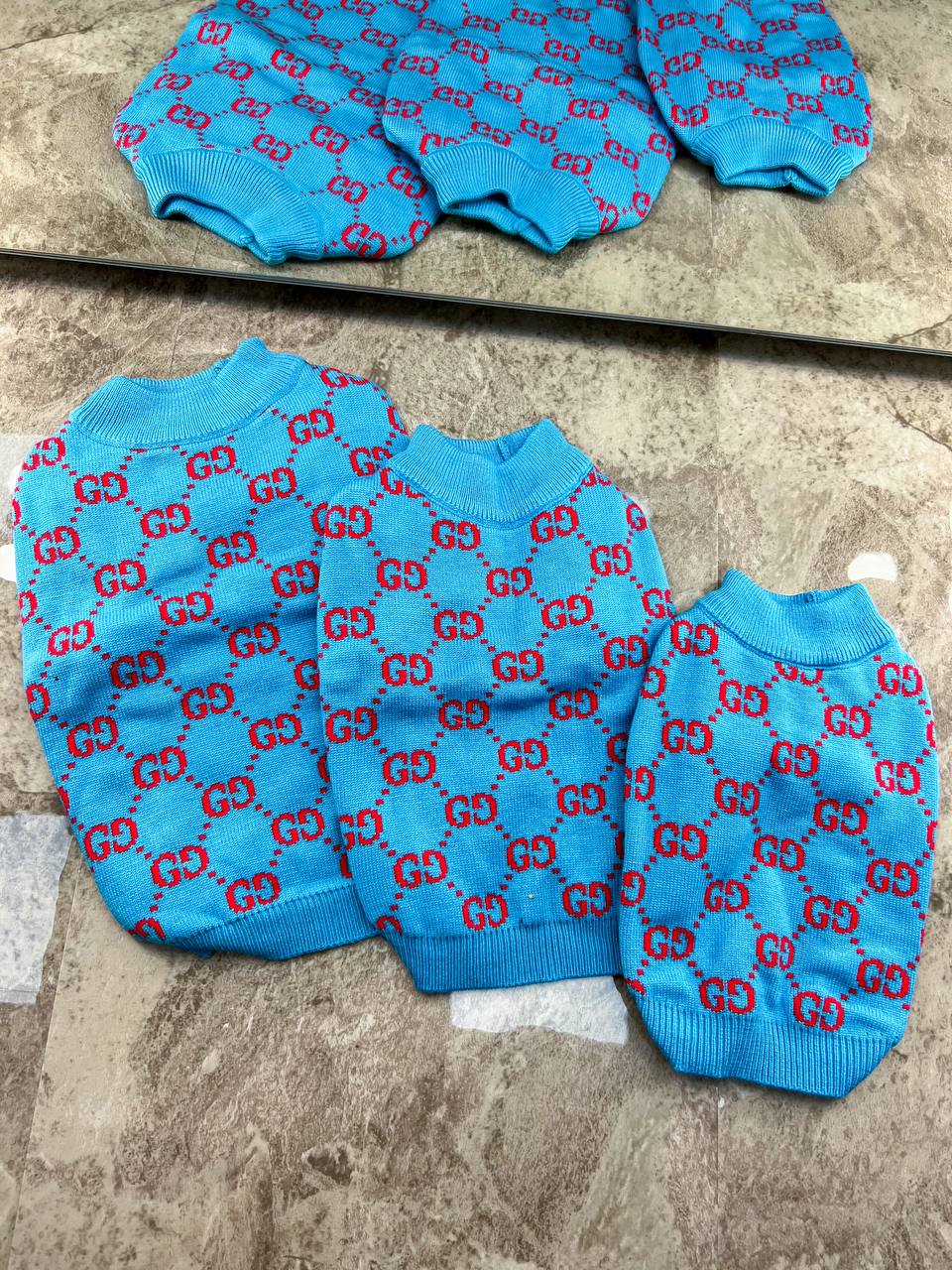 Trendy sweater for your pet